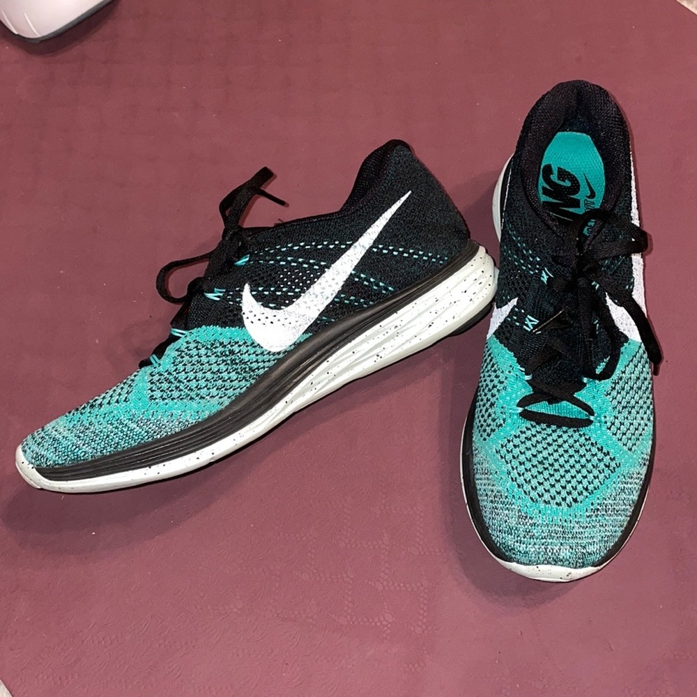 Nike Women’s Flyknit Lunar 3 Tennis Shoes